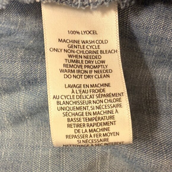 BeachLunchLounge Chambray Sleeveless Button-Up | Denim Tank Top | Size L - Picture 8 of 8